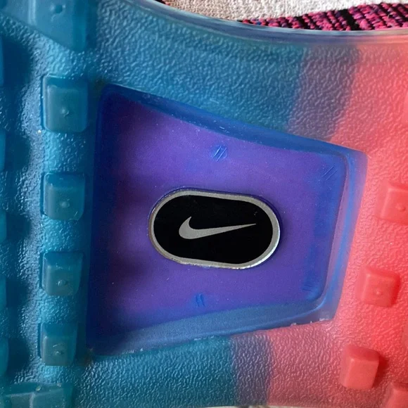 Nike Flyknit max shoes - Picture 9 of 12